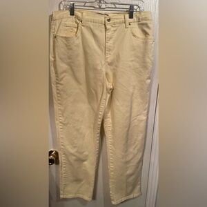 Gloria Vanderbilt Amanda Jeans